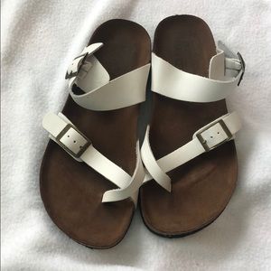 White sandals size 8/8.5